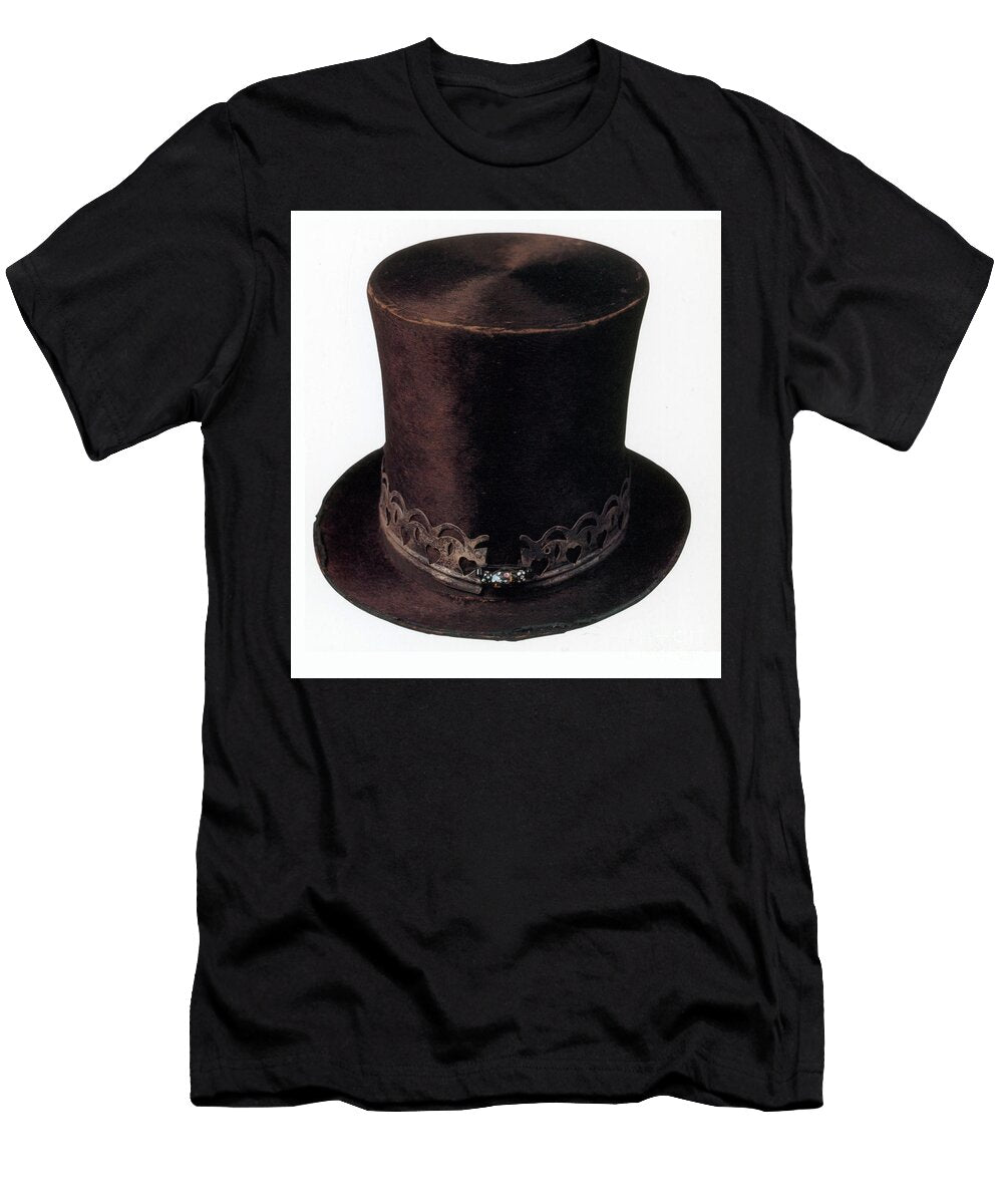 19th Century Beaver Hat Photo Researchers T-Shirt