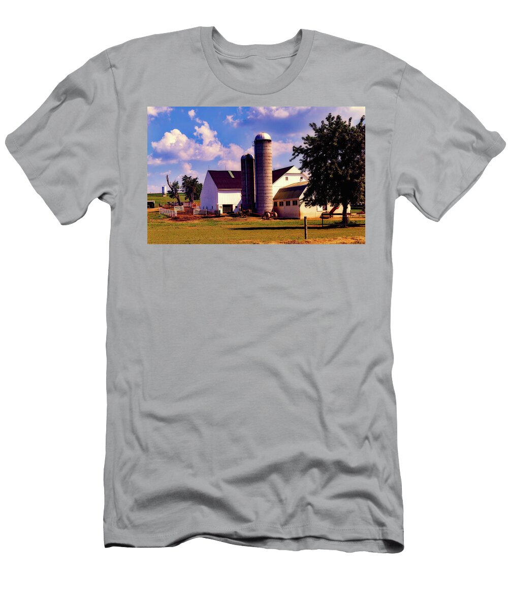 3 Amish Farm L O C T-Shirt