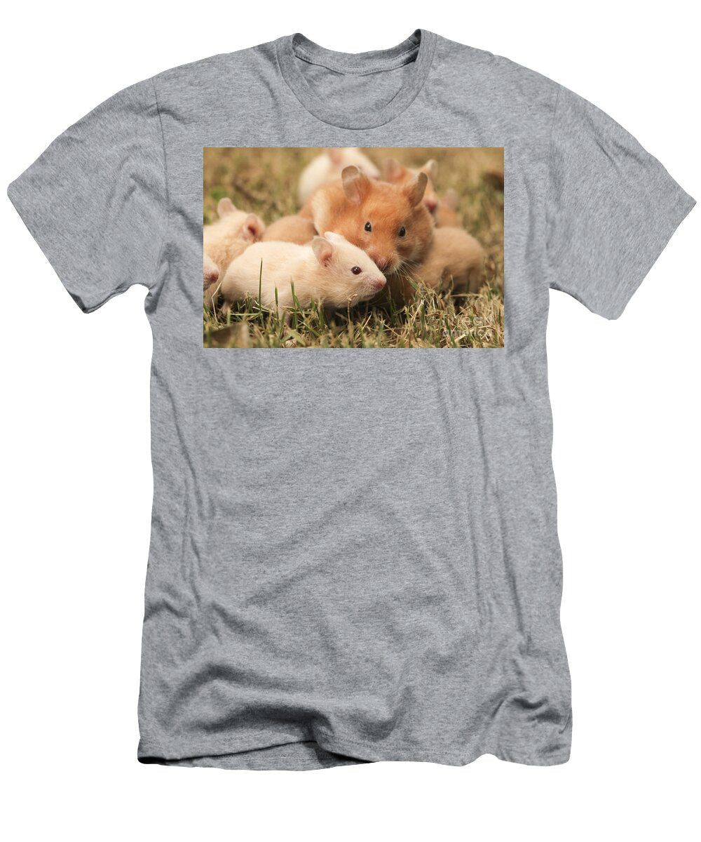 5 Golden Hamster Pet with Young Alon Meir T-Shirt