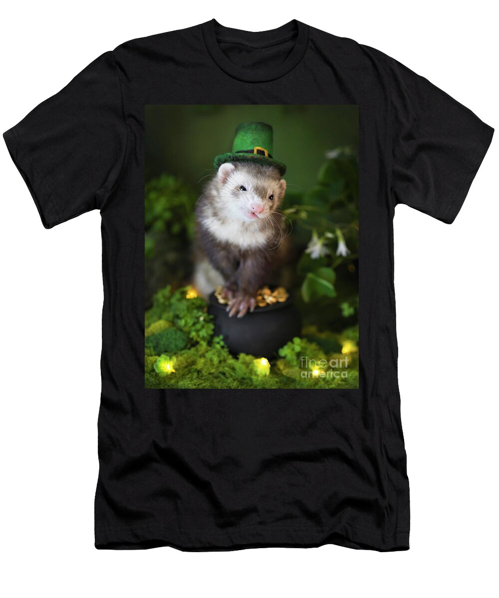 A Ferrets Gold Darya Zelentsova T-Shirt