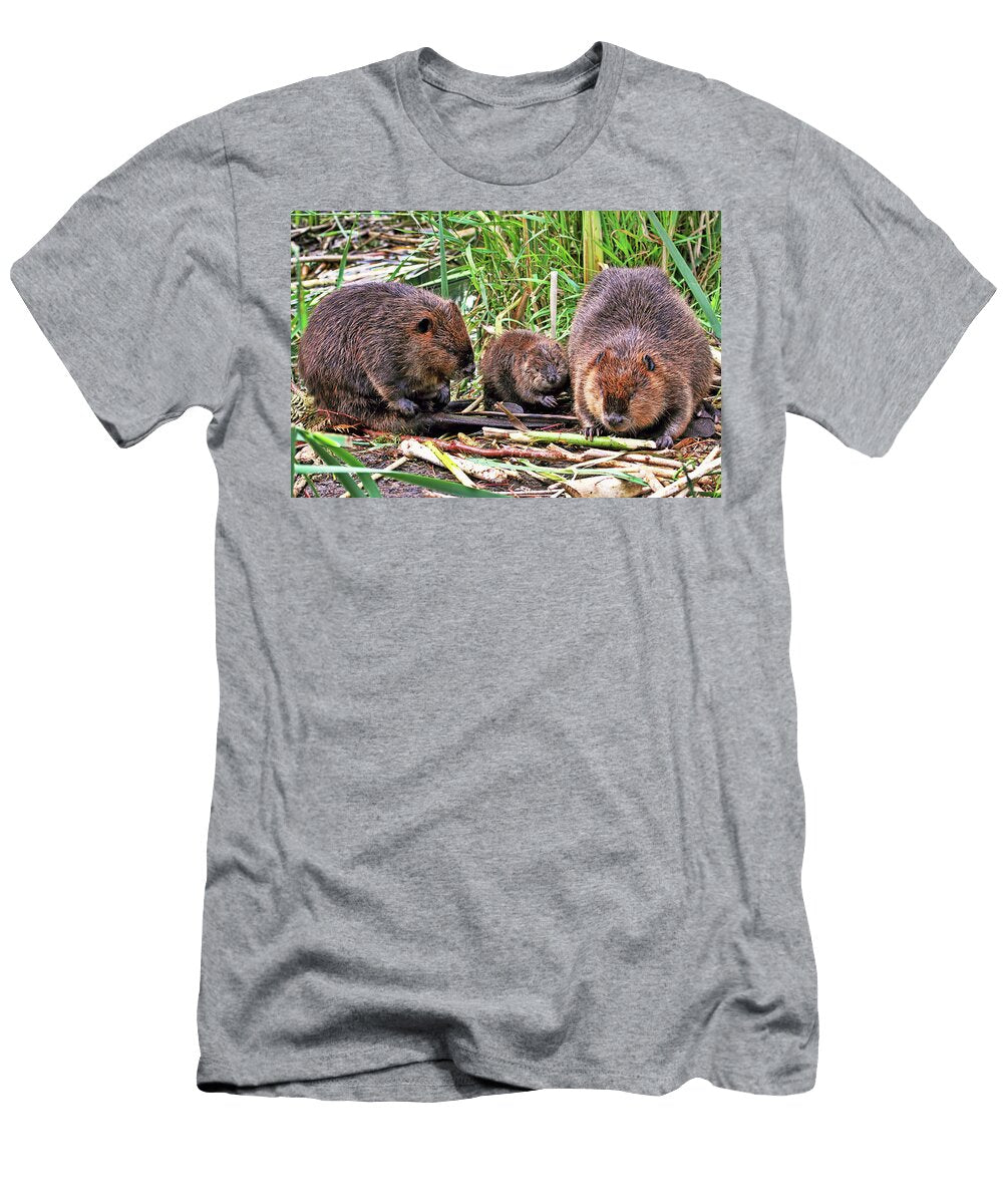 Beaver Family Sunshine Coast British Columbia Peggy Collins T-Shirt