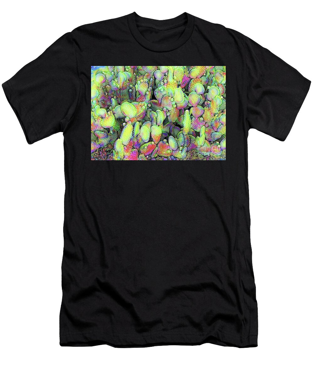 Beaver Tail Cactus in Green and Violet Linda Phelps T-Shirt