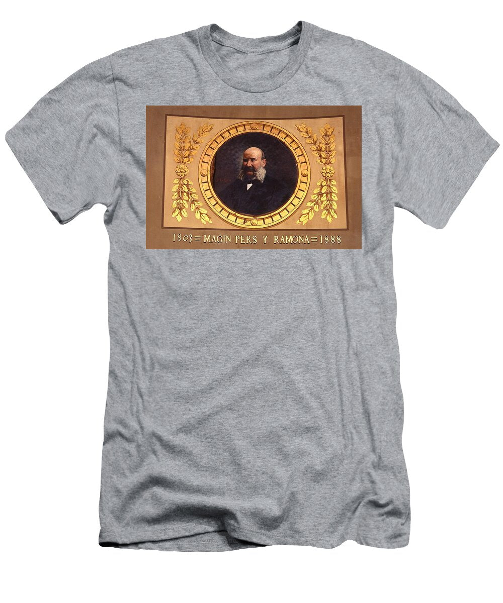 Catalan Retrat De Magi Pers I Ramona Portrait of Magin Pers Y Ramona Manuel Cusi I Ferret T-Shirt