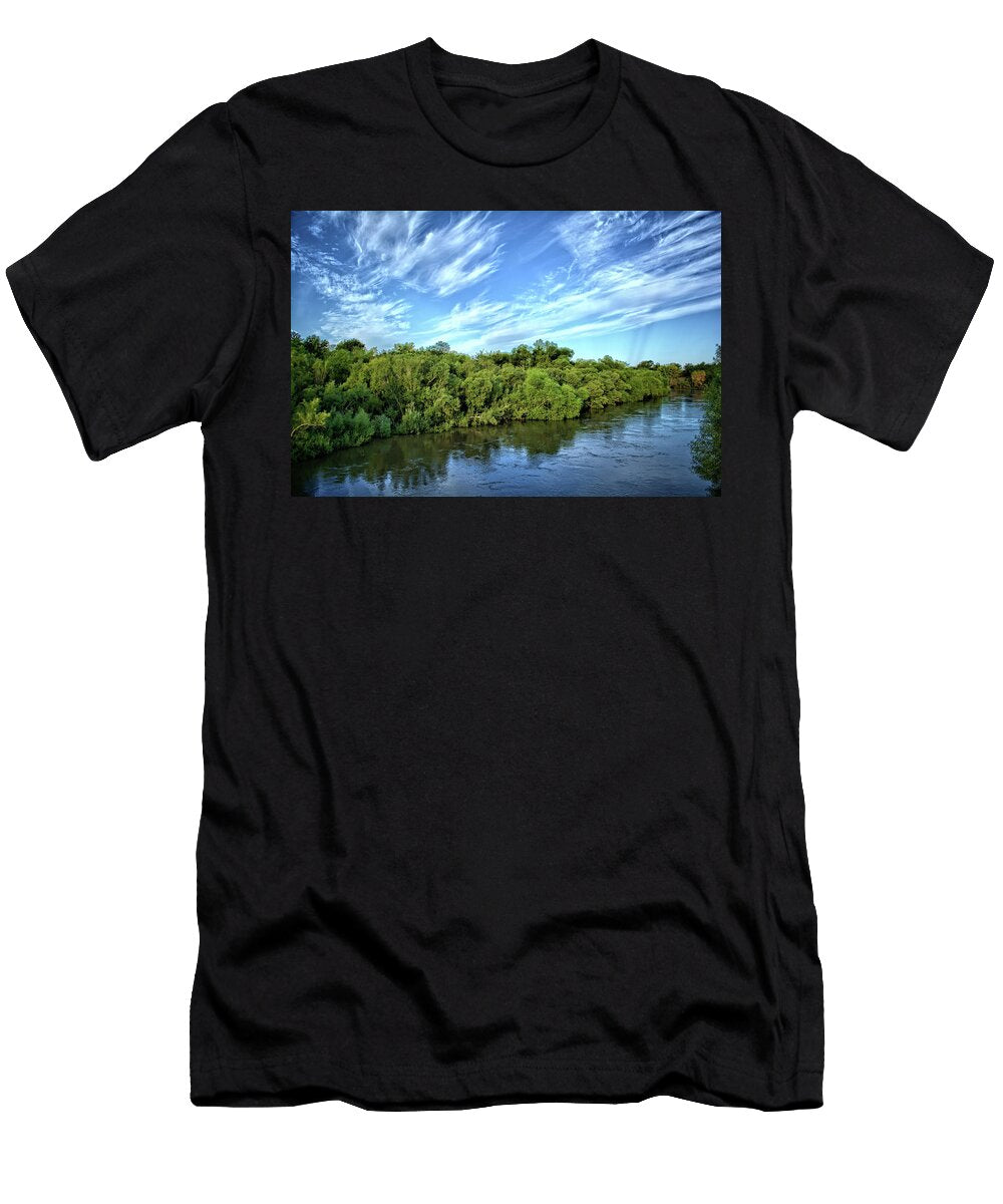 Cirrus Over Beaver Creek Bonfire Photography T-Shirt