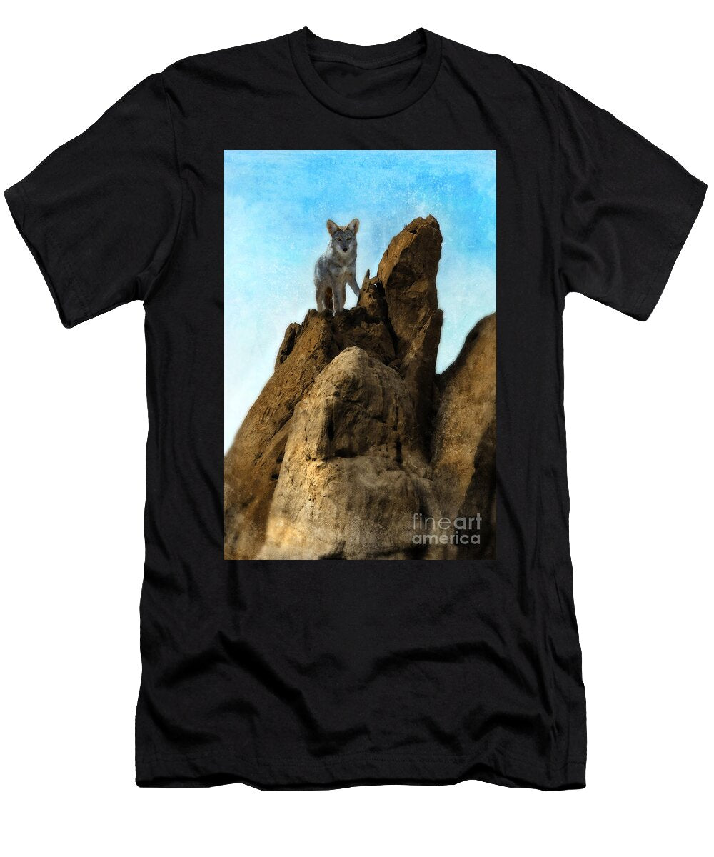 Coyote on Rocks Jill Battaglia T-Shirt