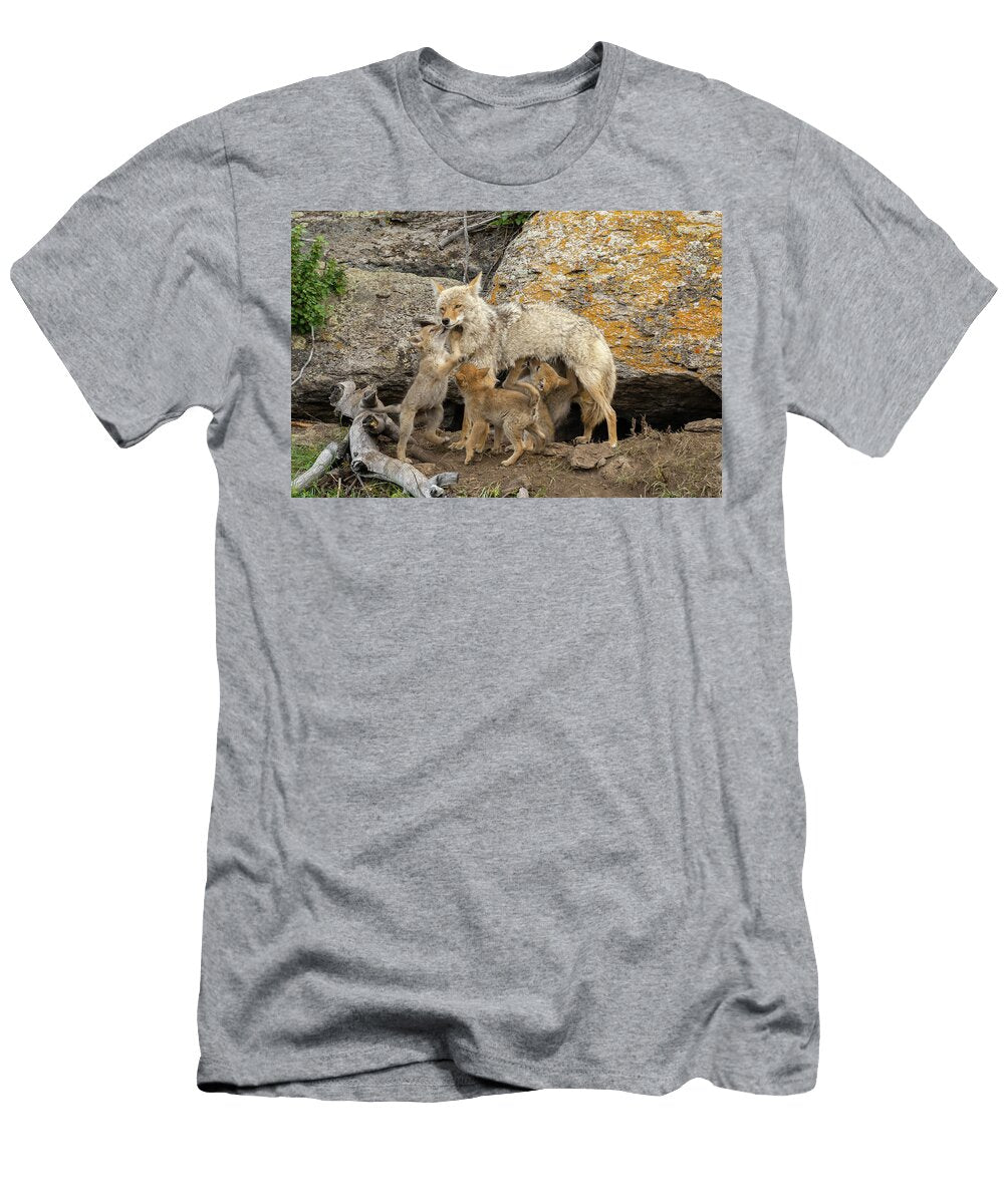 Coyote with Newborn Pups Yellowstone National Park George Sanker Natureplcom T-Shirt
