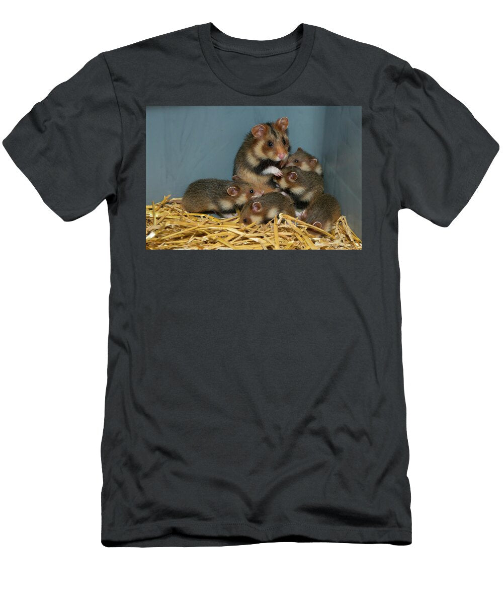 European Hamster Female with Five Pups Captive Animals Edwin Giesbers Natureplcom T-Shirt