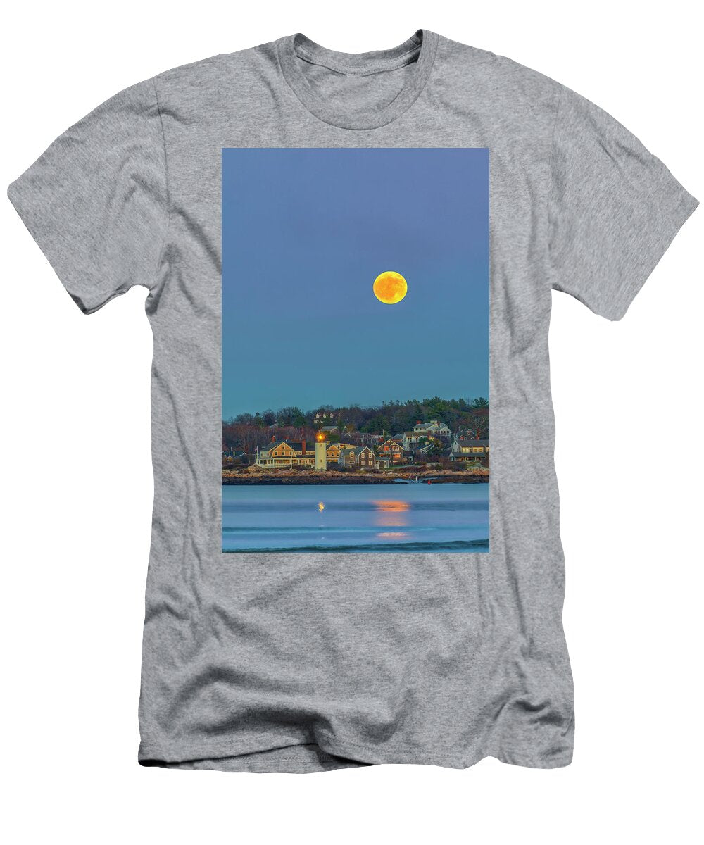 Full Beaver Moon Rise Behind Annisquam Harbor Lighthouse Juergen Roth T-Shirt