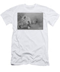 Hedgehog Breakfast Bw Elisabeth Lucas T-Shirt
