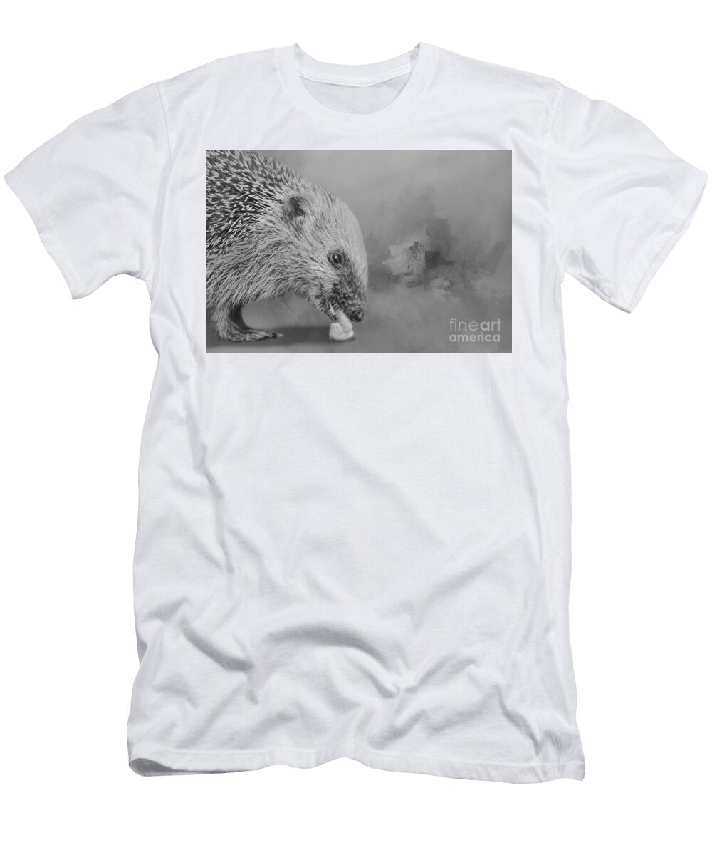 Hedgehog Breakfast Bw Elisabeth Lucas T-Shirt