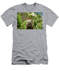 Monarch Butterfly on Bush Ready for Take Off Johan Ferret T-Shirt