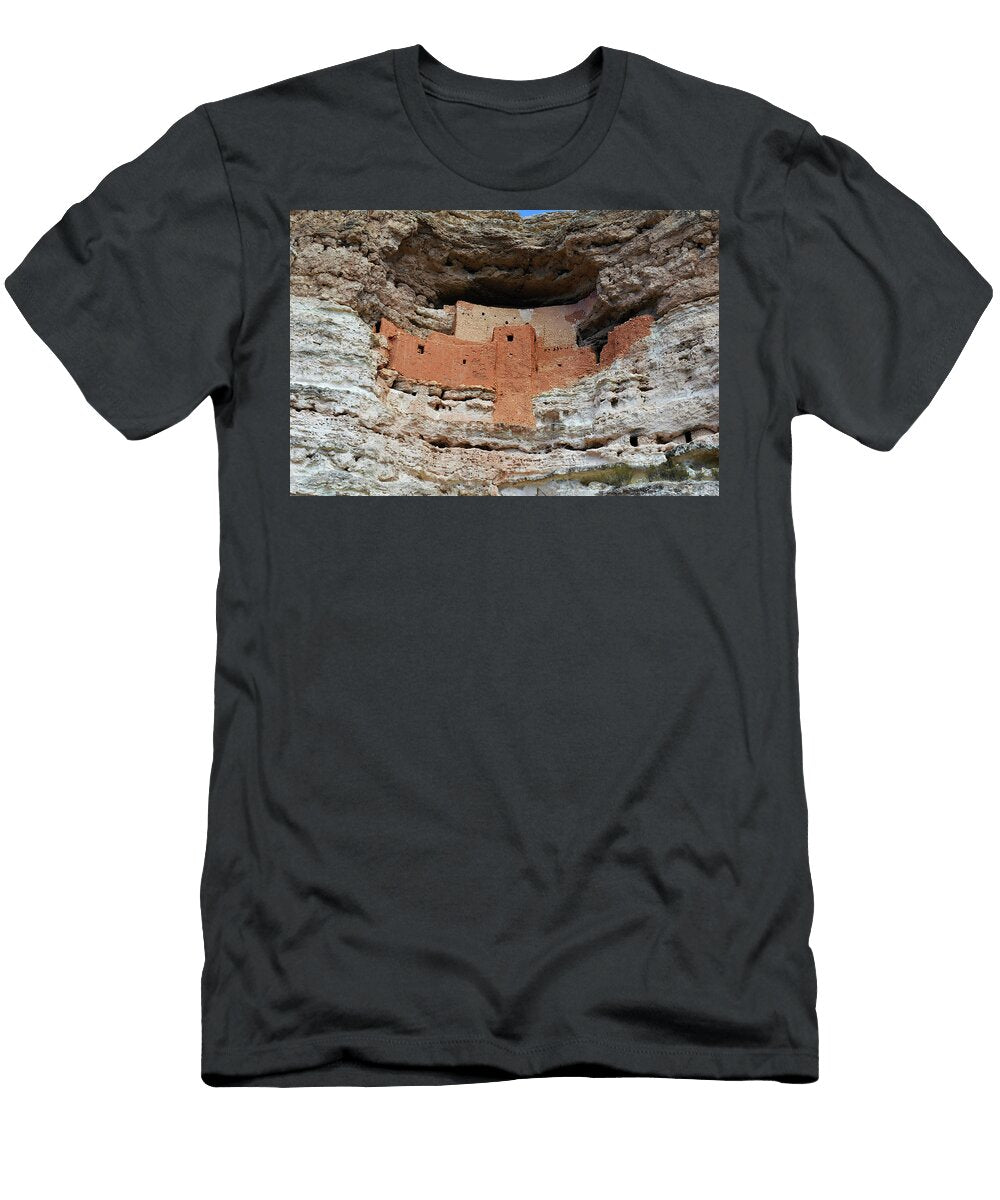 Montezuma Castle Arizona Glenn Mccarthy Art and Photography T-Shirt
