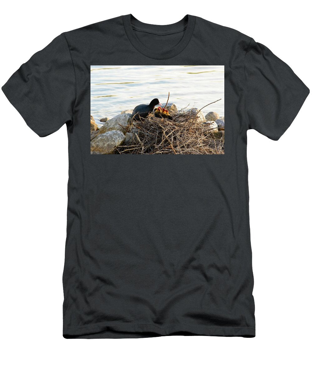 Moorhen with a Family of Young Chicks Johan Ferret T-Shirt