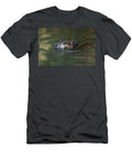 North American Beaver Swimming with Head Above Water Suzi Eszterhas Natureplcom T-Shirt