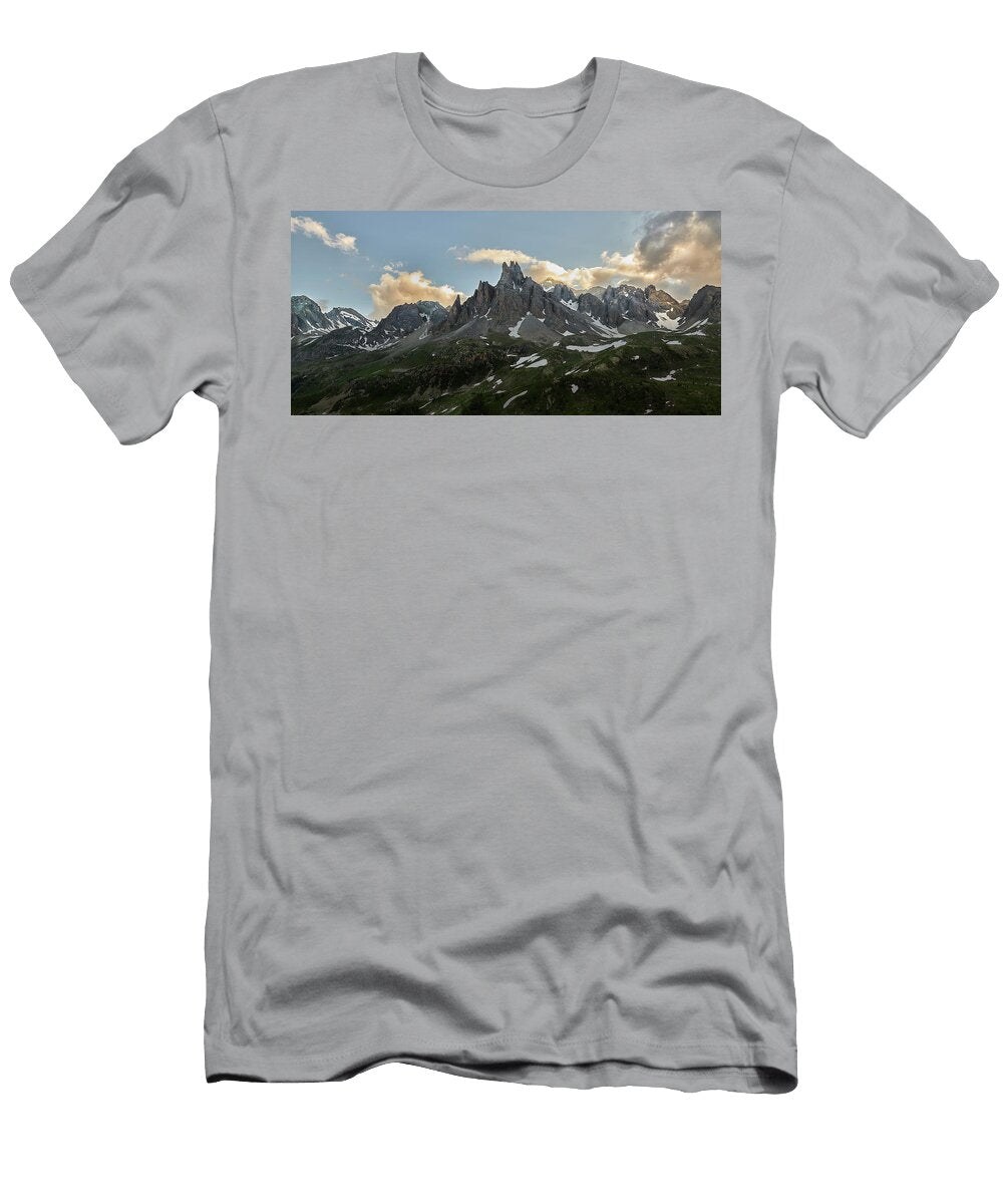 Range in the Claree Valley Jon Glaser T-Shirt